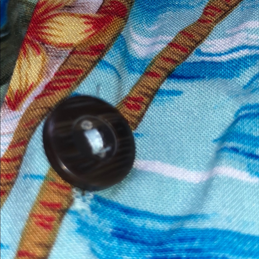 Pineapple Connection blue Hawaiian top NWOT - Picture 5 of 8